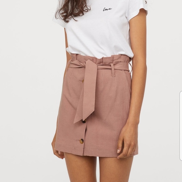 H&M Dresses & Skirts - 💥NWT H&M Paper-Bag Skirt💥